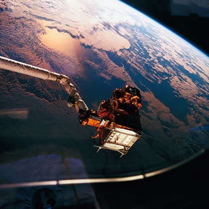 earth viewed from the space shuttle 